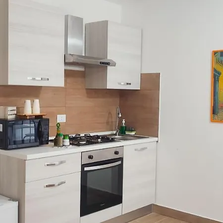 Easy Castellammare del Golfo